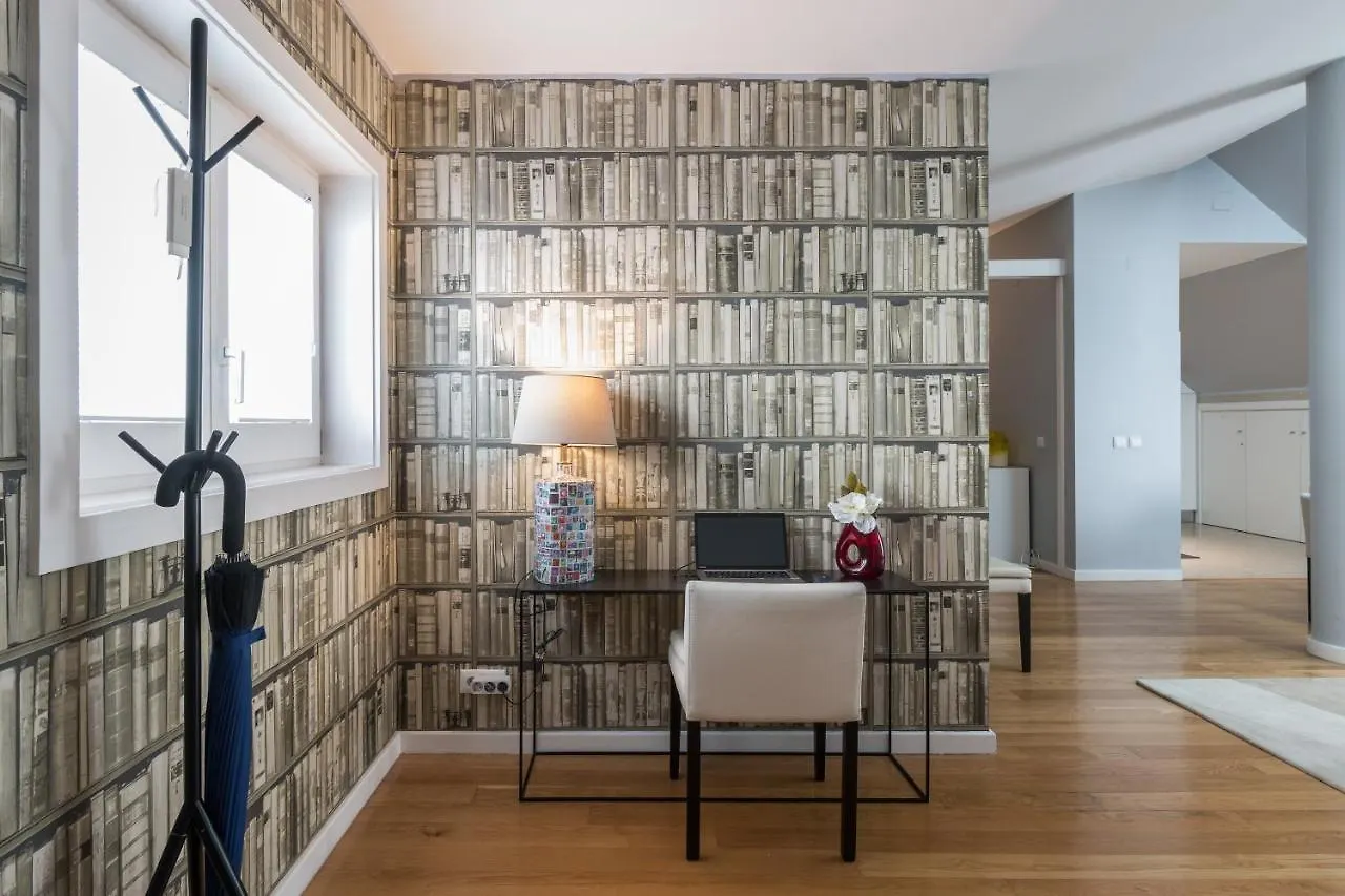 דירות ליסבון Flh Baixa-Chiado Library Loft